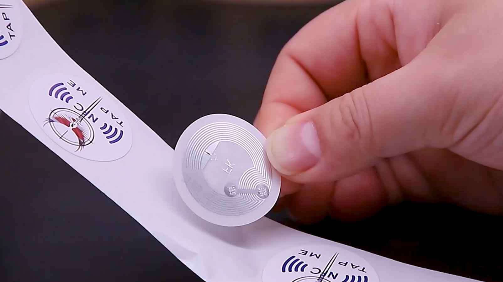 618盘点|NFC防伪标签和NFC智能手表标签成年中备